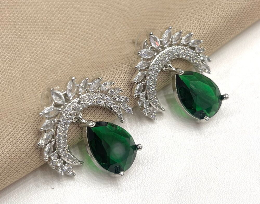 Stone earings IF0