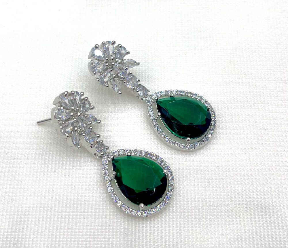 STONE earings IF0