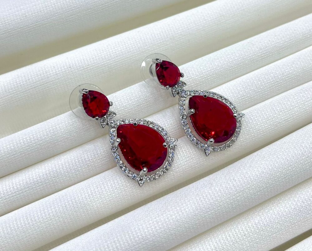 Diamond earings If0
