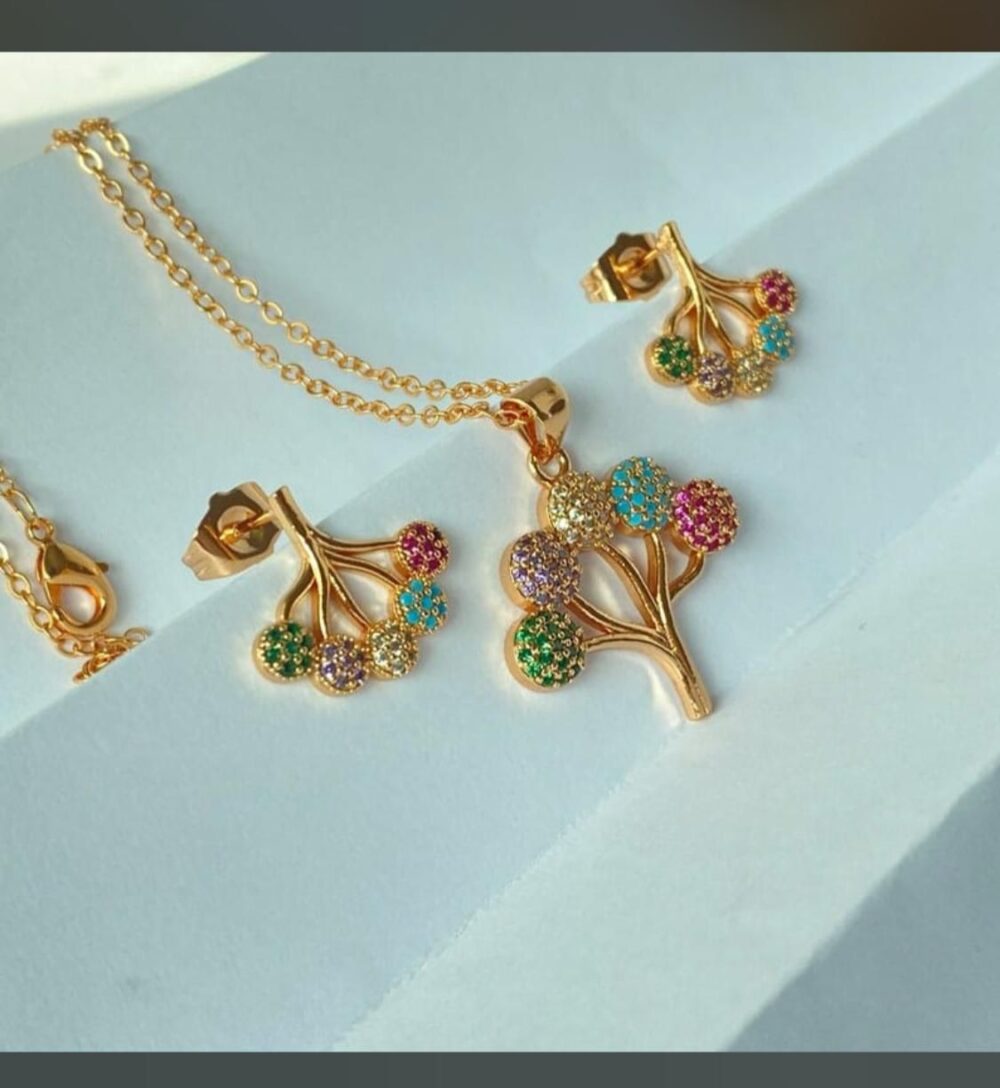 Gold locket set B90
