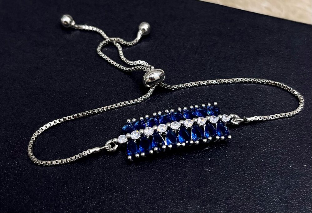 Silver bracelet B40