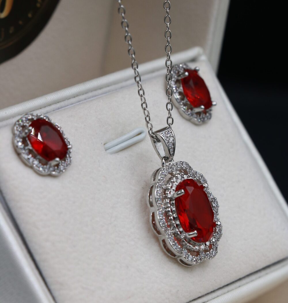 Stone pendant set - Image 3