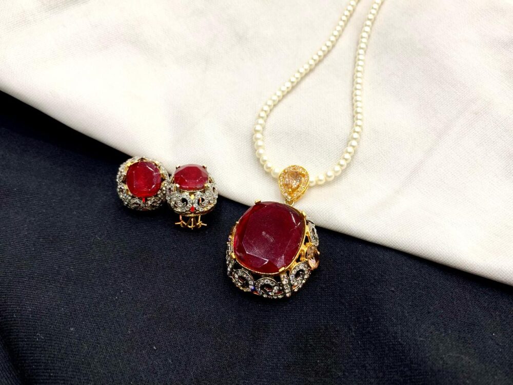 2Tone casting locket A300