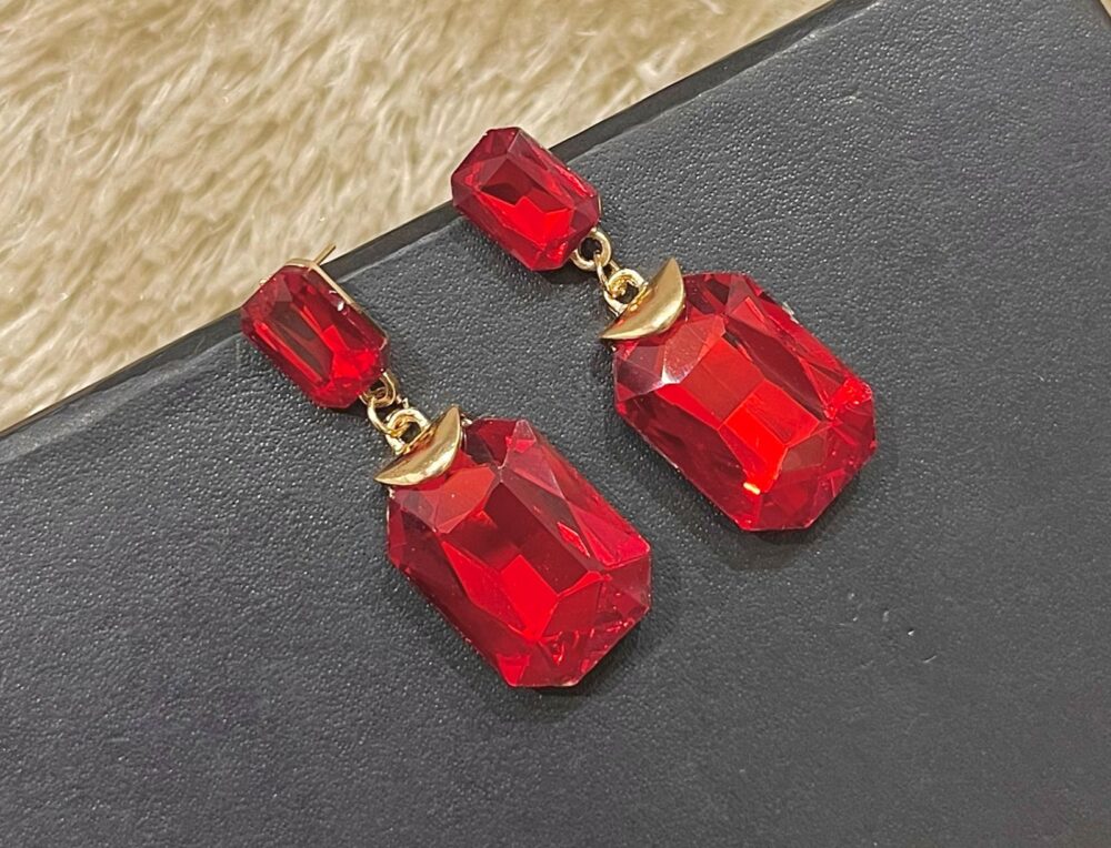 Diamond earings A90