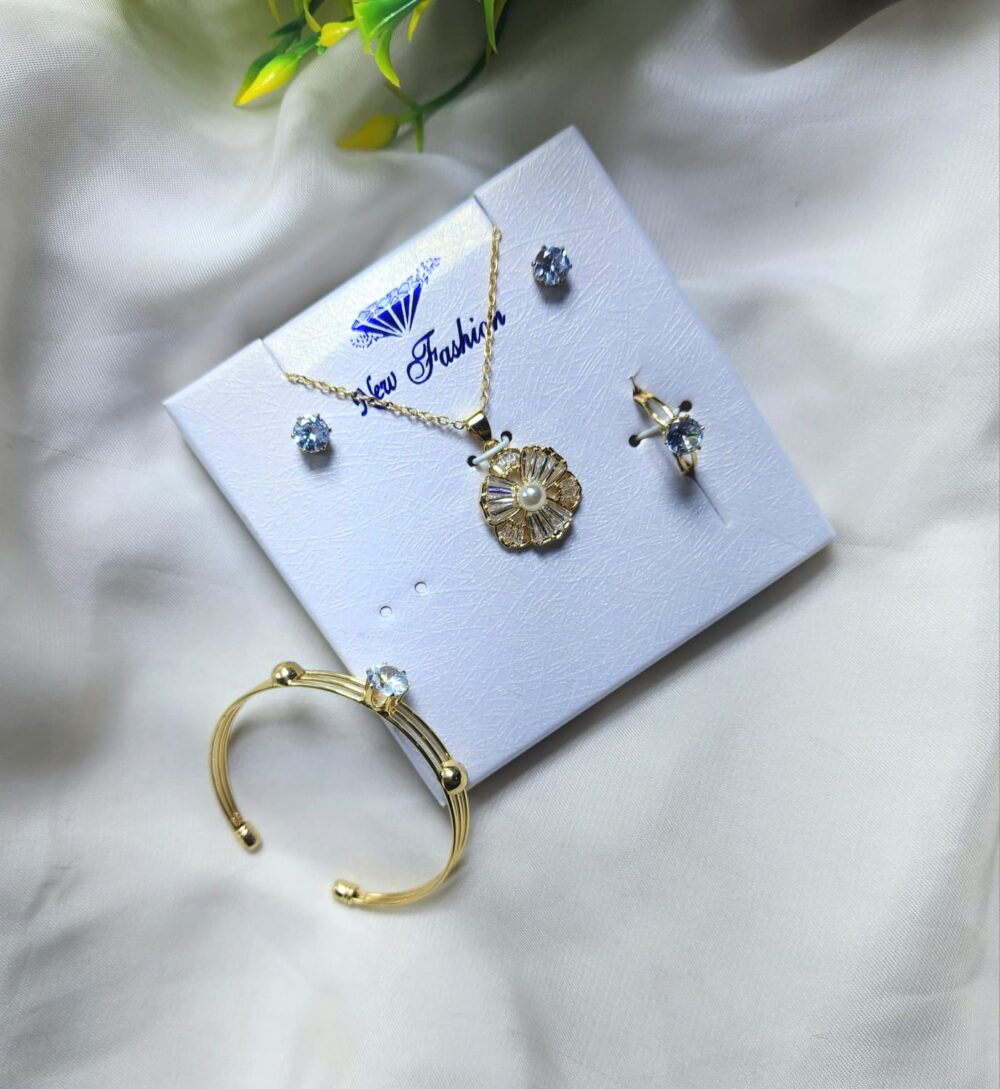 China Gold Locket Set C70 - Image 4