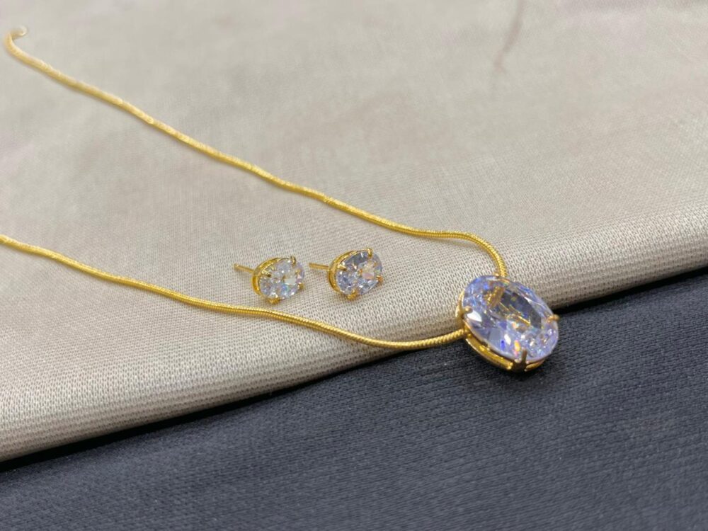 Gold Locket Set