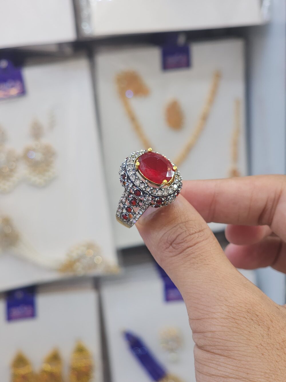 Zircon Stone Ring