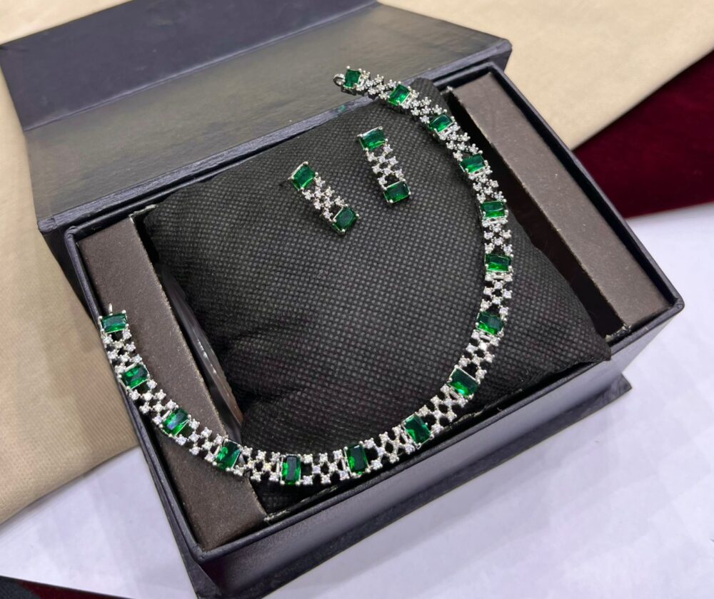 Zircon Stone Set