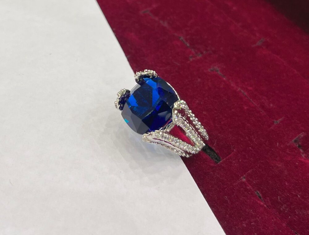 Zircon Stone Ring